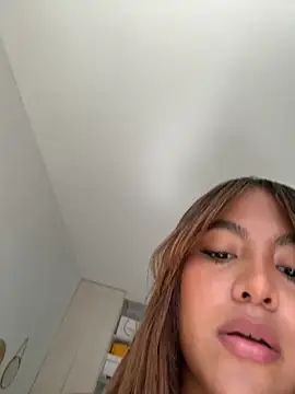 MegannHills online show from September 2025 03:12:02 PM