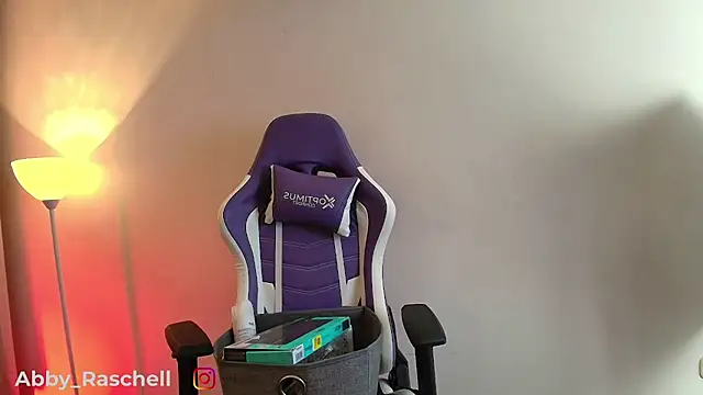 Abby Raschell online show from February 2026 03:45:02 AM