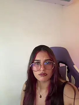 Snapshot of Abby_Raschell chatting on July 2026 03:51:01 AM Abby Raschell online show from July 2026 03:51:01 AM