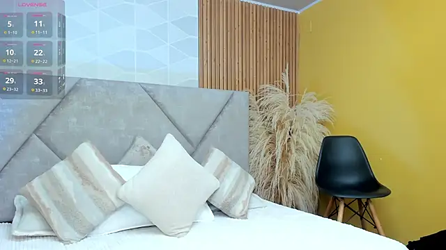 Brunnette Sensation online show from February 2026 06:41:01 PM