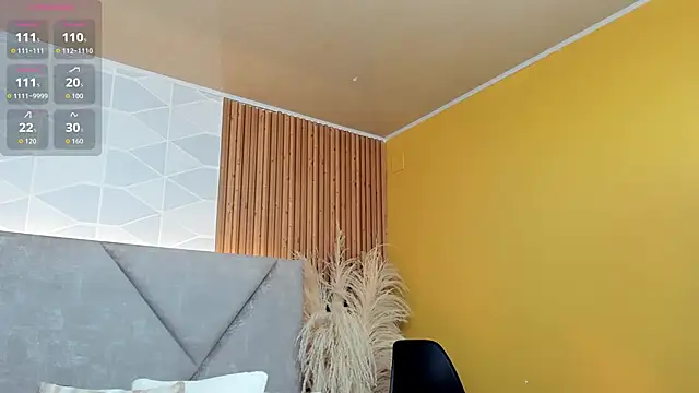 Snapshot of Brunnette_Sensation chatting on November 2025 06:22:01 PM Brunnette Sensation online show from November 2025 06:22:01 PM