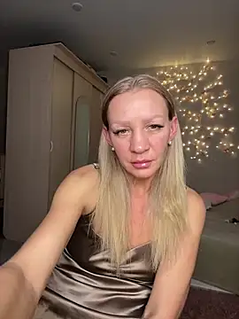 Bellissa  online show from October 2025 01:56:01 PM