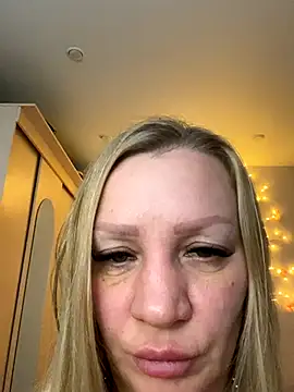 Bellissa  online show from October 2025 02:25:02 PM