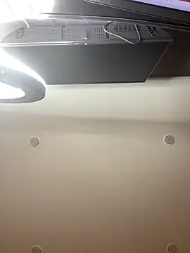 Bellissa  online show from September 2025 02:01:01 PM