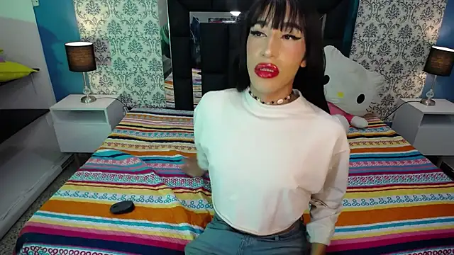 Nayla Monroe online show from October 2025 05:18:01 AM