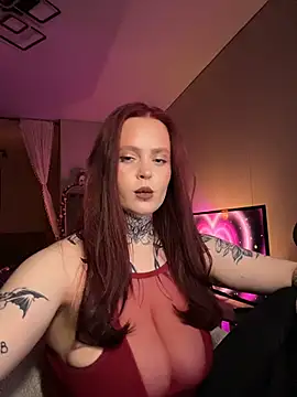 Mariiiiiway online show from March 2026 07:10:02 PM