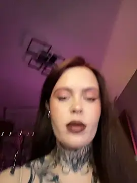 Mariiiiiway online show from April 2026 08:23:02 PM