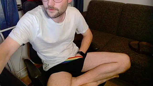 Snapshot of ChefDeLust chatting on November 2025 06:11:02 PM ChefDeLust online show from November 2025 06:11:02 PM