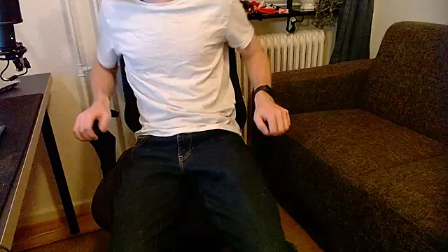 Snapshot of ChefDeLust chatting on October 2025 06:04:01 PM ChefDeLust online show from October 2025 06:04:01 PM