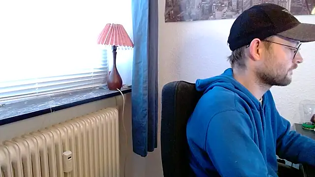 Snapshot of ChefDeLust chatting on October 2025 09:30:01 AM ChefDeLust online show from October 2025 09:30:01 AM