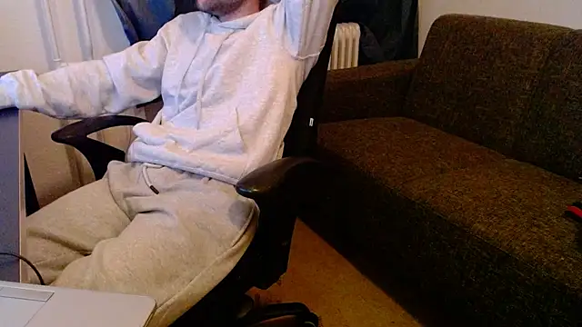 Snapshot of ChefDeLust chatting on November 2025 04:29:01 PM ChefDeLust online show from November 2025 04:29:01 PM