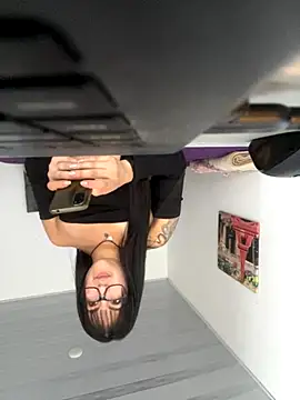 lilitth777 online show from November 2025 03:48:01 PM