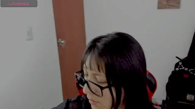 lilitth777 online show from November 2025 11:54:02 PM