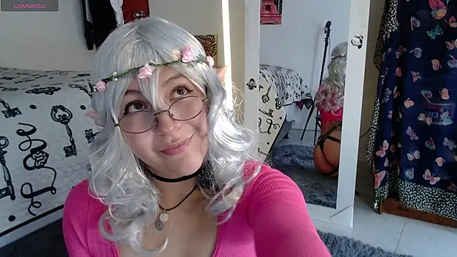 lilitth777 online show from February 2026 04:05:01 PM