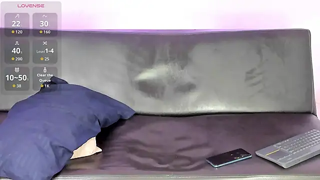 zarek lux online show from April 2026 02:09:02 PM