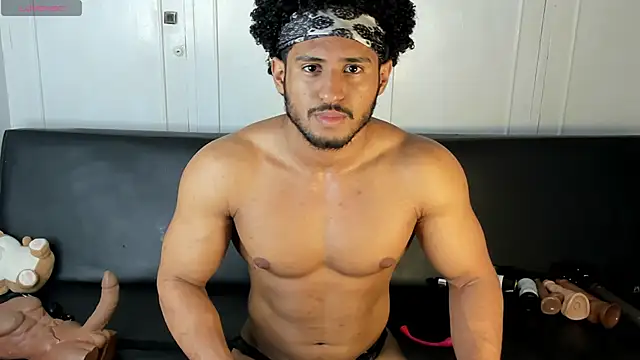 zarek lux online show from January 2026 01:04:02 PM