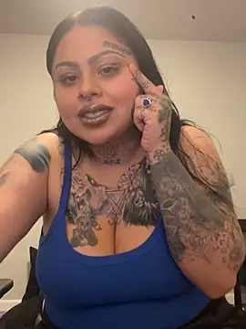 chicanachic13 online show from September 2025 04:22:01 AM
