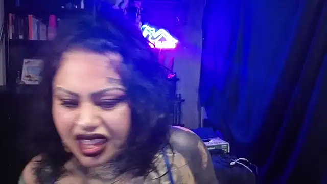 chicanachic13 online show from March 2026 05:30:02 AM