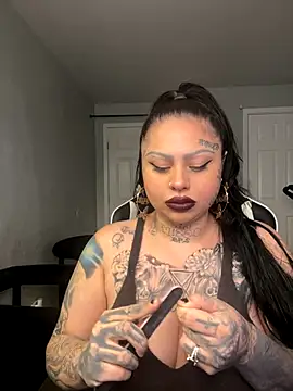 chicanachic13 online show from September 2025 05:03:01 AM