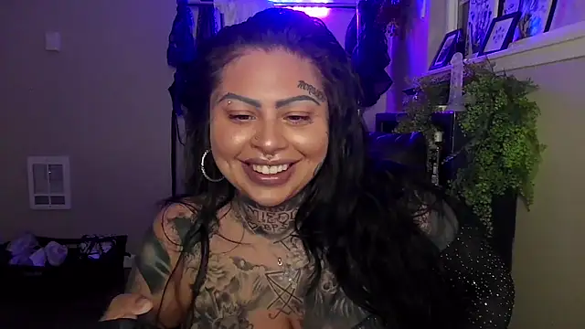 chicanachic13 online show from June 2026 05:08:02 AM