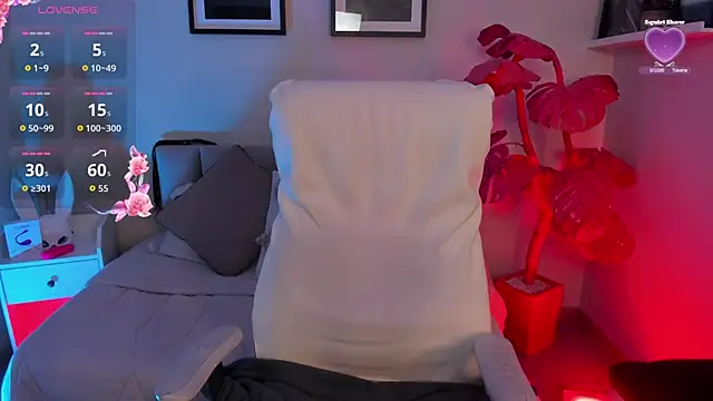 Snapshot of Angel_Blck chatting on February 2026 01:13:01 PM Angel Blck online show from February 2026 01:13:01 PM