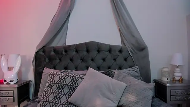 Snapshot of Angel_Blck chatting on January 2026 01:06:01 PM Angel Blck online show from January 2026 01:06:01 PM