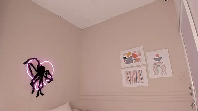  aleja x online show from November 2025 11:37:01 AM