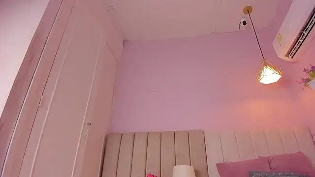  aleja x online show from November 2025 11:36:02 AM