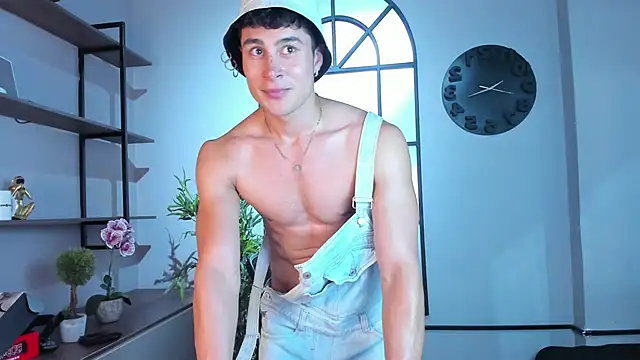 AustinJones  online show from February 2026 07:47:02 PM