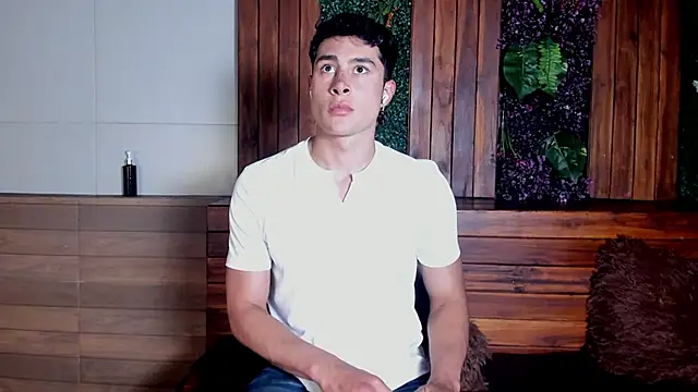 AustinJones  online show from January 2026 07:17:01 PM