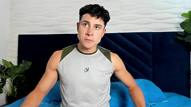 AustinJones  online show from December 2025 07:13:01 PM