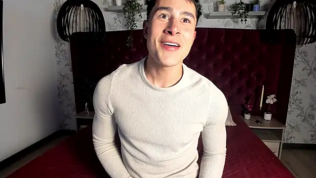 AustinJones  online show from April 2026 07:53:01 PM