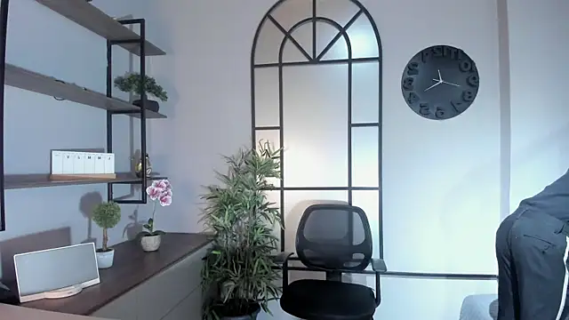 AustinJones  online show from December 2025 07:28:02 PM