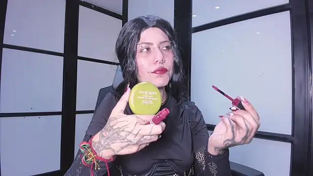 MistressMariam  online show from October 2025 06:26:01 PM