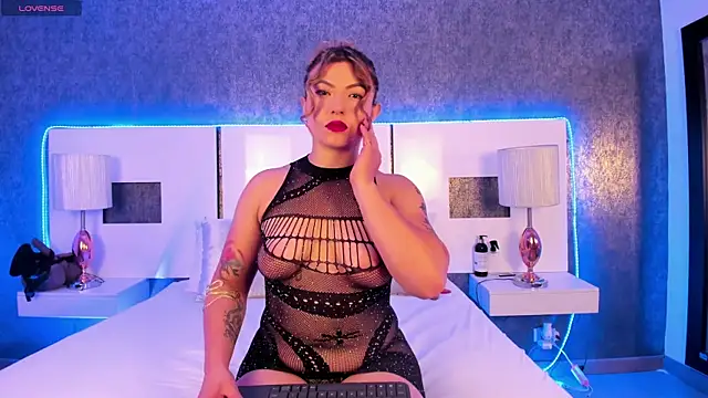 NatyLeone online show from December 2025 08:08:02 PM