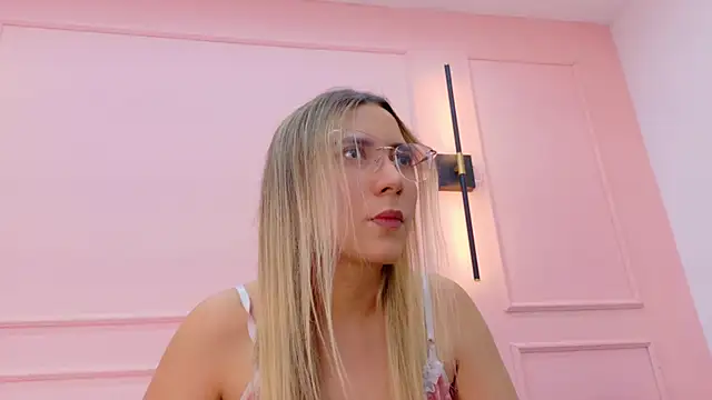 MaddieTease online show from January 2026 02:21:01 PM