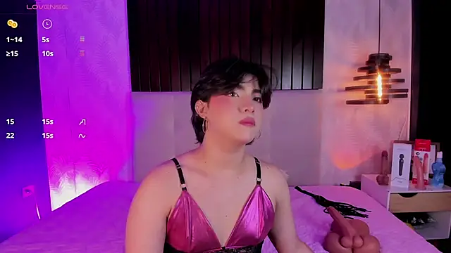 Creamy Angelo online show from November 2025 08:31:01 PM