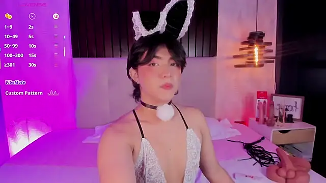 Creamy Angelo online show from December 2025 04:37:01 AM