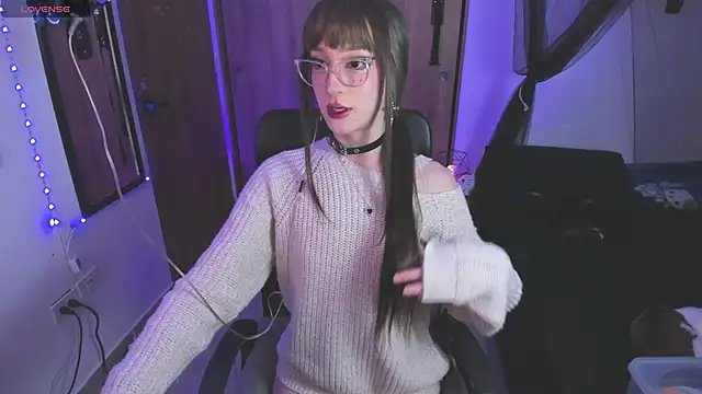 Snapshot of starrraura chatting on December 2025 07:45:01 PM starrraura online show from December 2025 07:45:01 PM