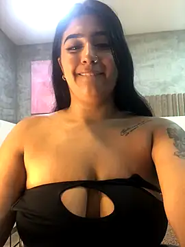 Miia Parker online show from November 2025 01:33:01 PM