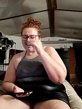 XEmoxkittyx online show from February 2026 05:43:01 AM