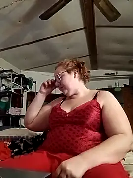 XEmoxkittyx online show from February 2026 07:58:02 PM