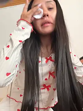 Victoria alson online show from May 2026 08:25:01 PM