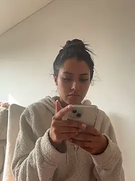 Victoria alson online show from March 2026 01:21:01 PM