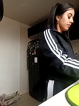 Snapshot of Victoria_alson chatting on November 2025 02:44:02 PM Victoria alson online show from November 2025 02:44:02 PM