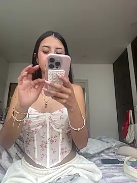 Victoria alson online show from April 2026 09:04:01 PM