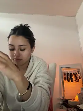 Victoria alson online show from September 2025 02:01:01 PM