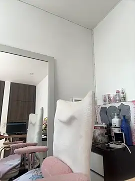 Victoria alson online show from February 2026 02:12:02 PM