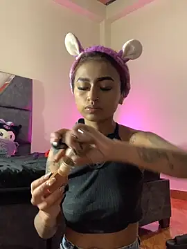 Snapshot of Dirty_isabella18 chatting on October 2025 07:23:01 PM Dirty isabella18 online show from October 2025 07:23:01 PM