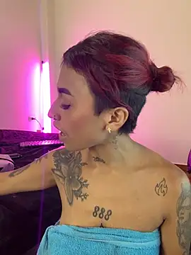 Snapshot of Dirty_isabella18 chatting on October 2025 04:52:02 PM Dirty isabella18 online show from October 2025 04:52:02 PM